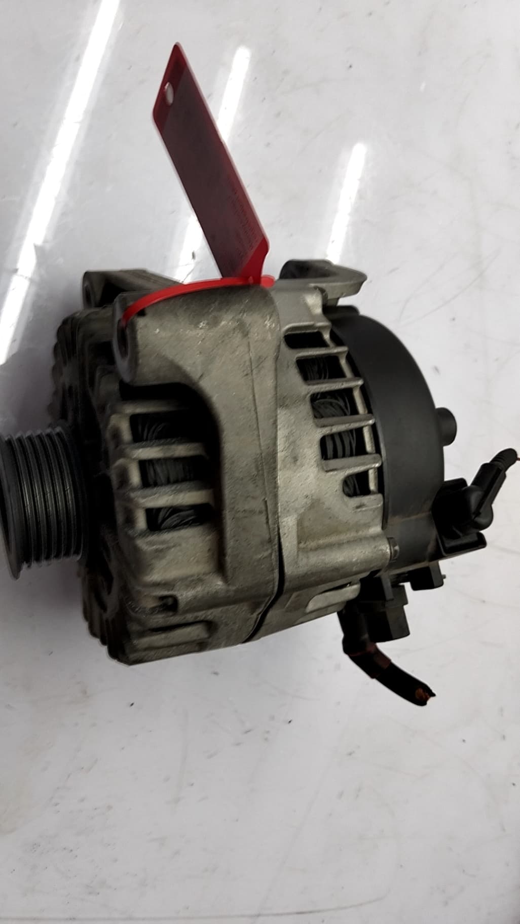 Alternador BMW X3 (E83)