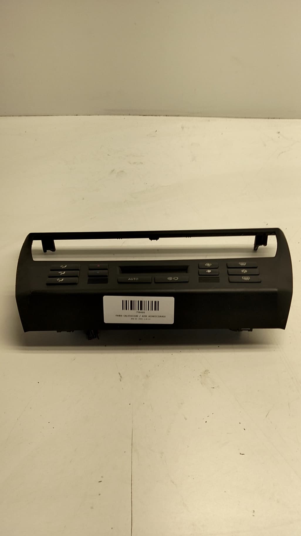 Recambio BMW X3 (E83) ref. 64113446797 3