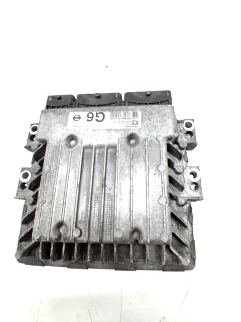 Centralita motor uce NISSAN JUKE (F15)
