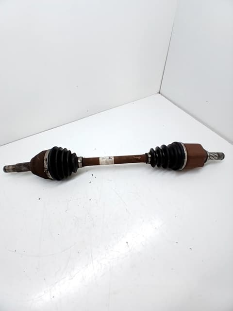 Transmision delantera izquierda NISSAN JUKE (F15)