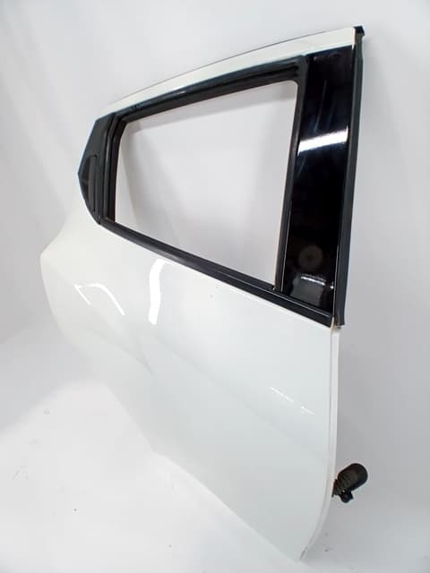 Puerta trasera derecha NISSAN JUKE (F15) 3