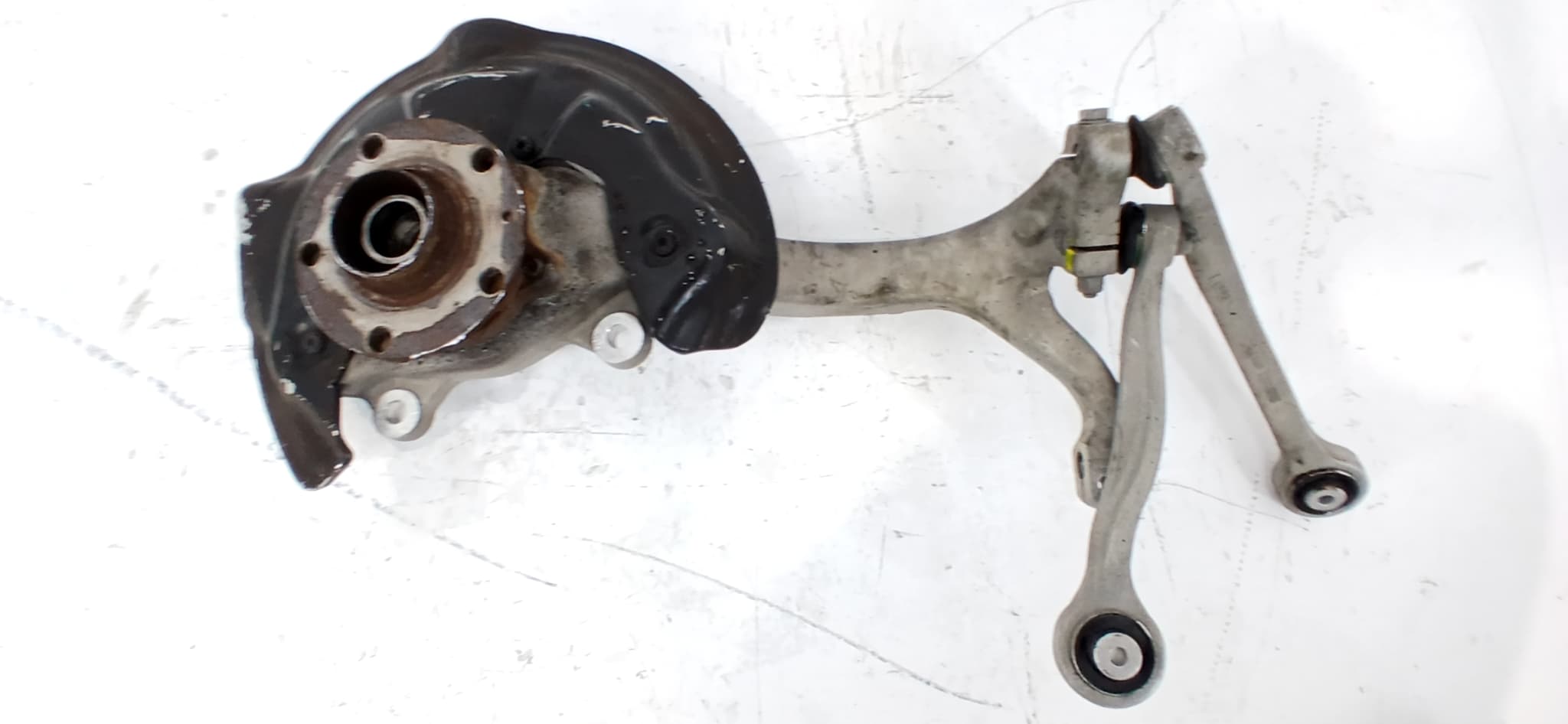 Mangueta delantera izquierda AUDI A6 AVANT (4F5) 2