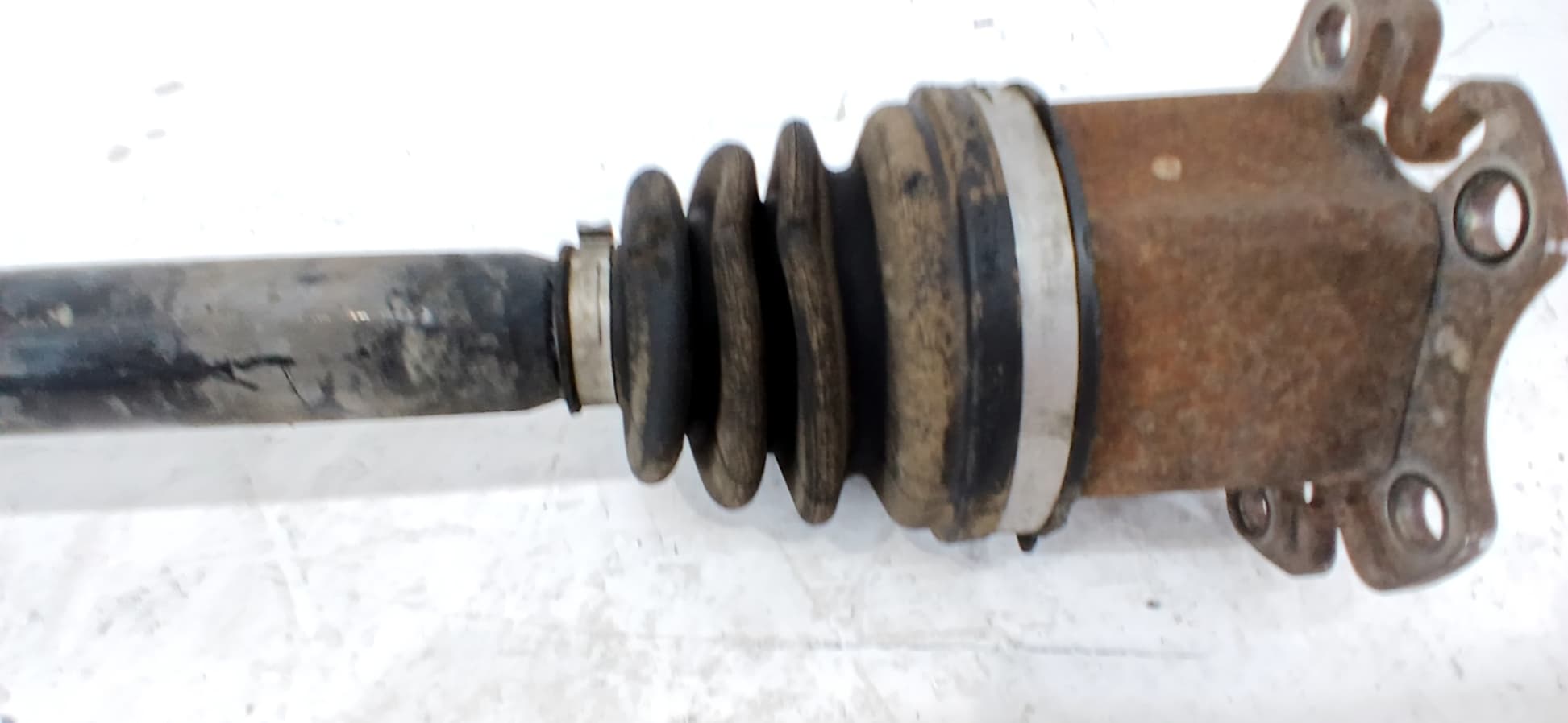 Transmision delantera izquierda AUDI A6 AVANT (4F5) 3