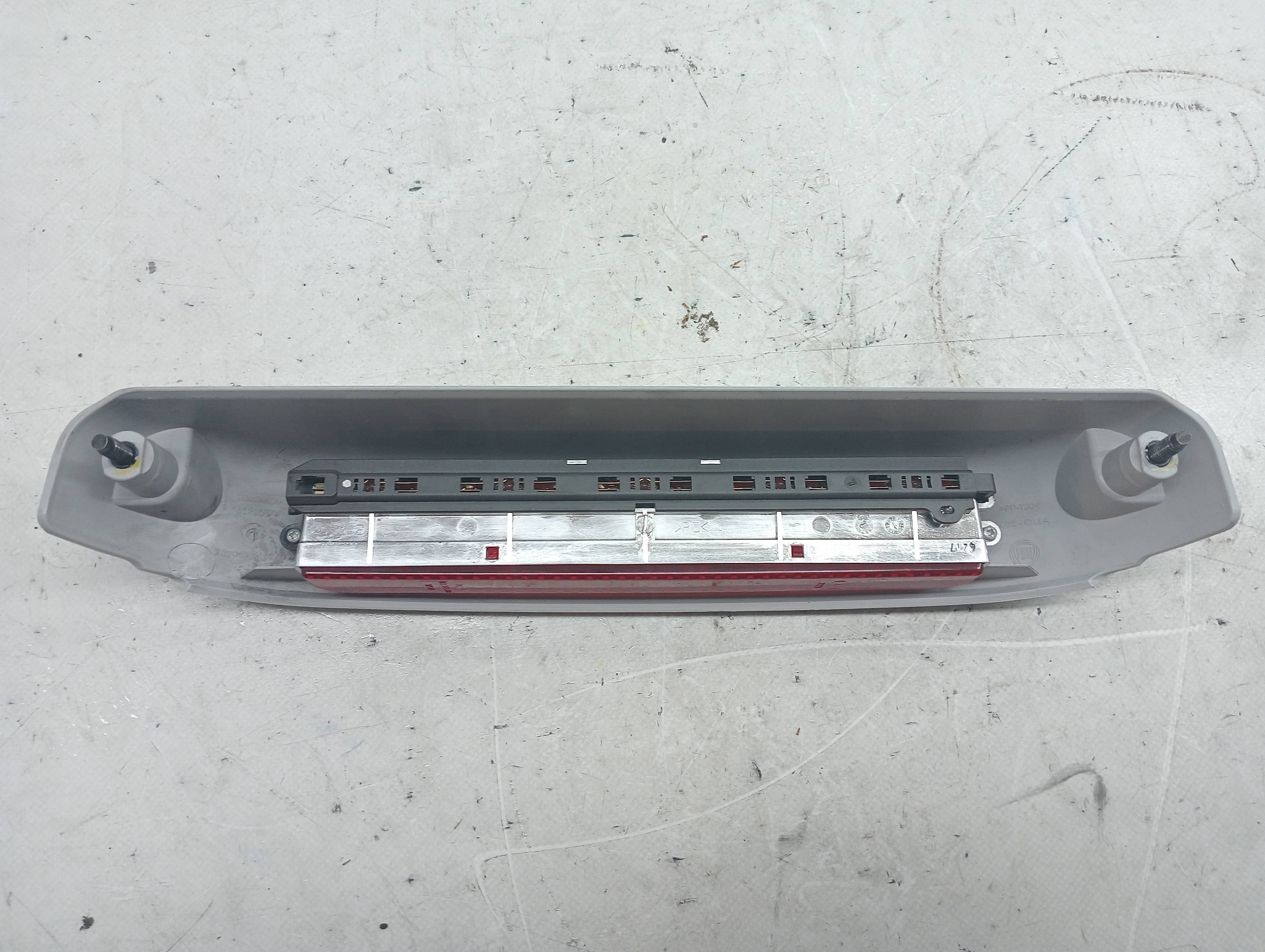 Luz central de freno FIAT DOBLO CARGO (263_) 2