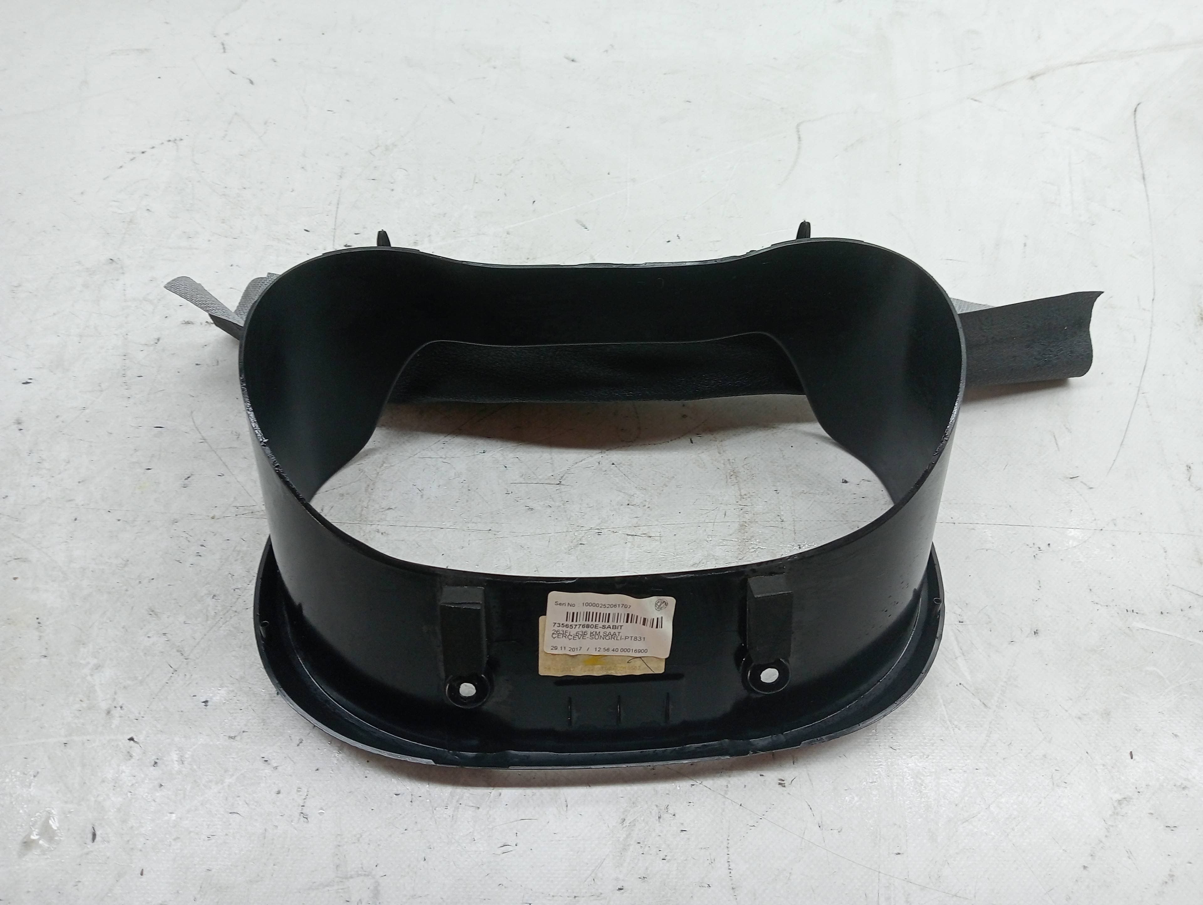 Plastico FIAT DOBLO CARGO (263_) 2