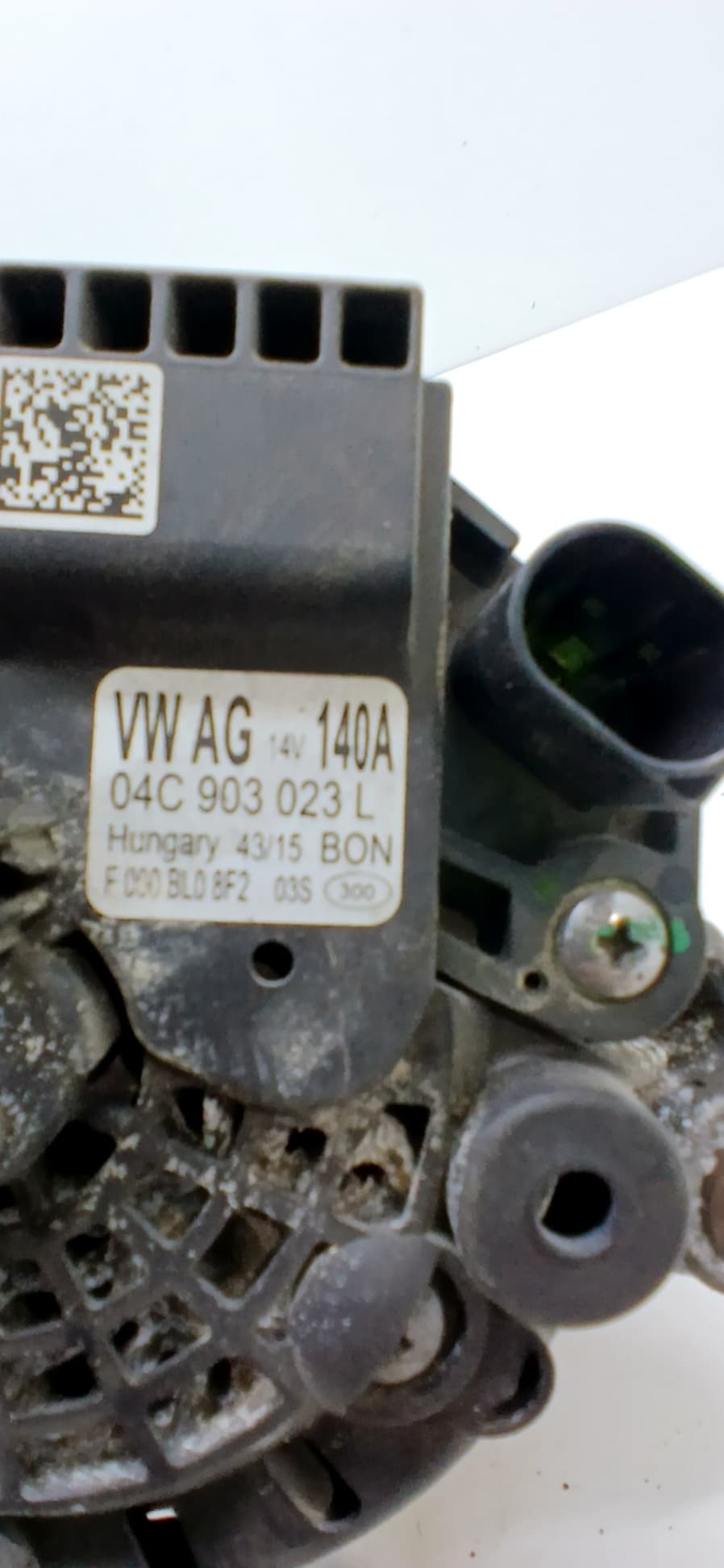 Alternador VOLKSWAGEN POLO (6R1)