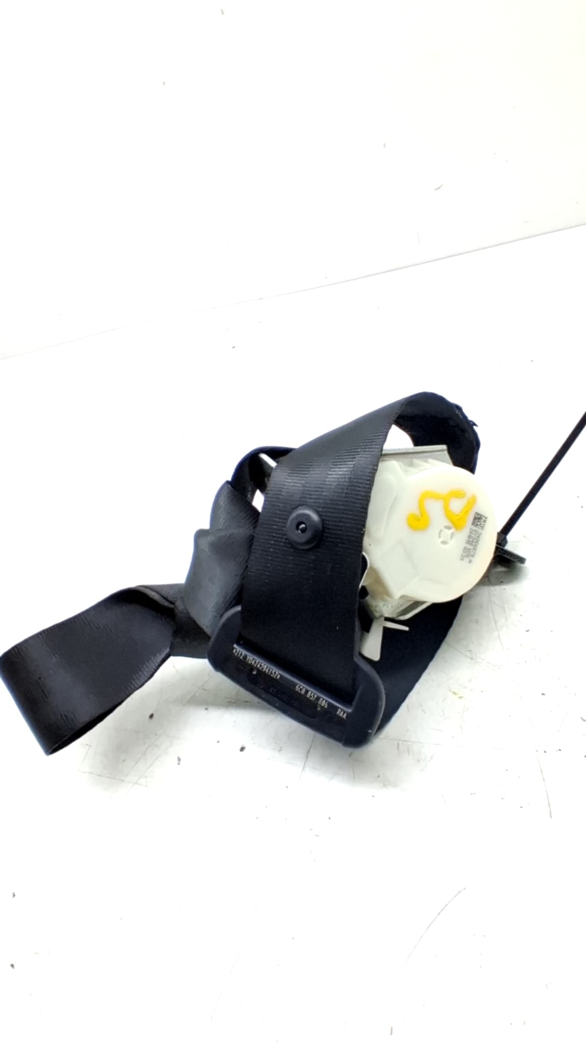 Cinturon seguridad trasero derecho VOLKSWAGEN POLO (6R1)