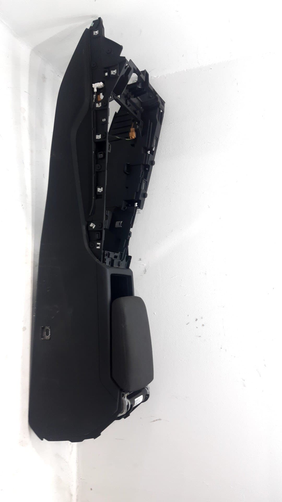Consola central AUDI A5 SPORTBACK (F5F)