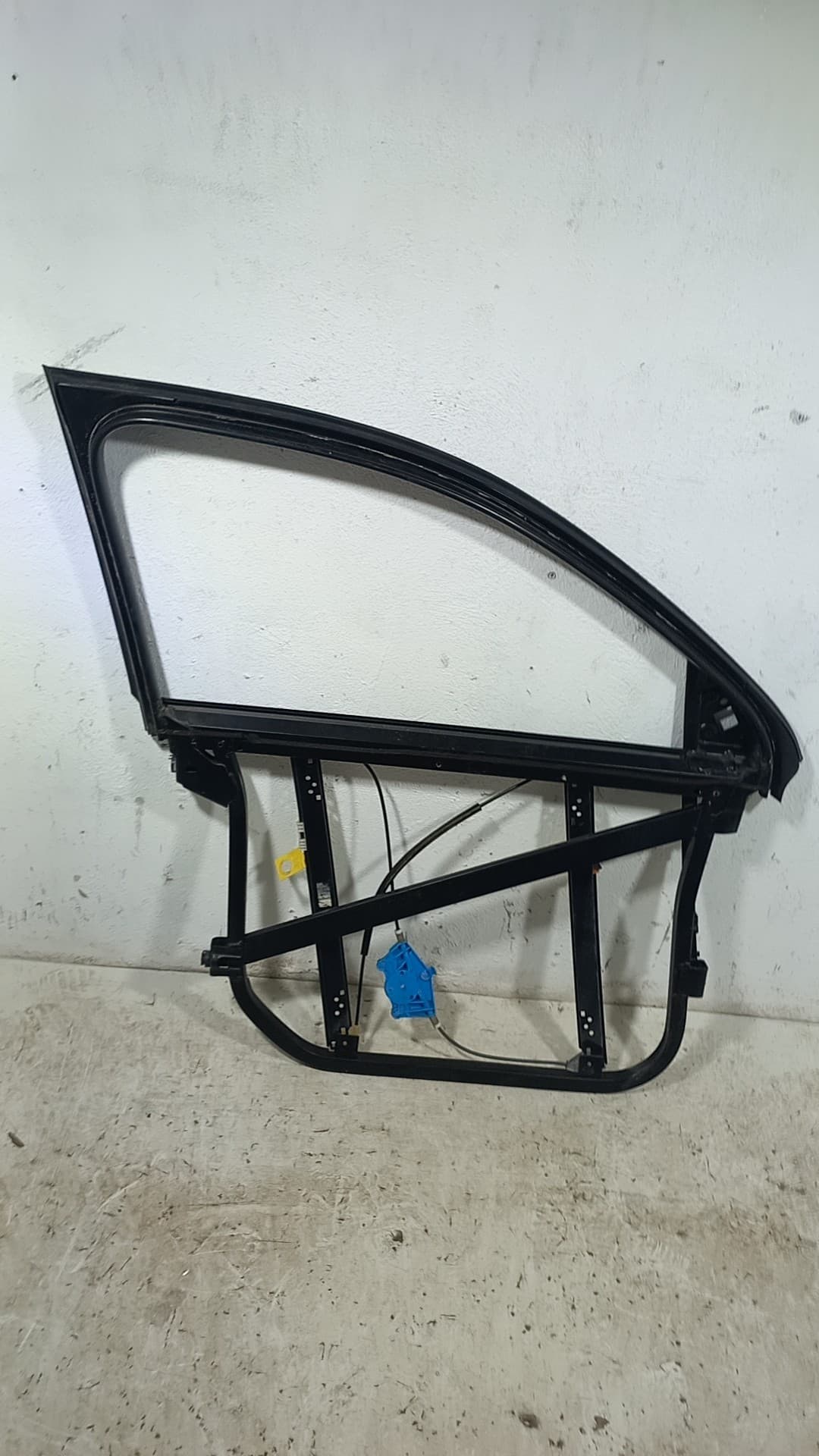 Elevalunas delantero izquierdo VOLKSWAGEN TOUAREG (7LA) 2