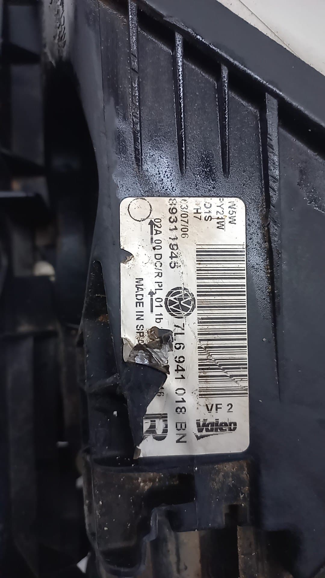 Faro derecho VOLKSWAGEN TOUAREG (7LA) 2
