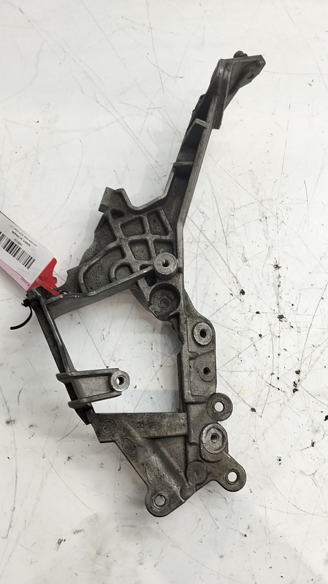 Soporte alternador LAND ROVER RANGE ROVER EVOQUE 3