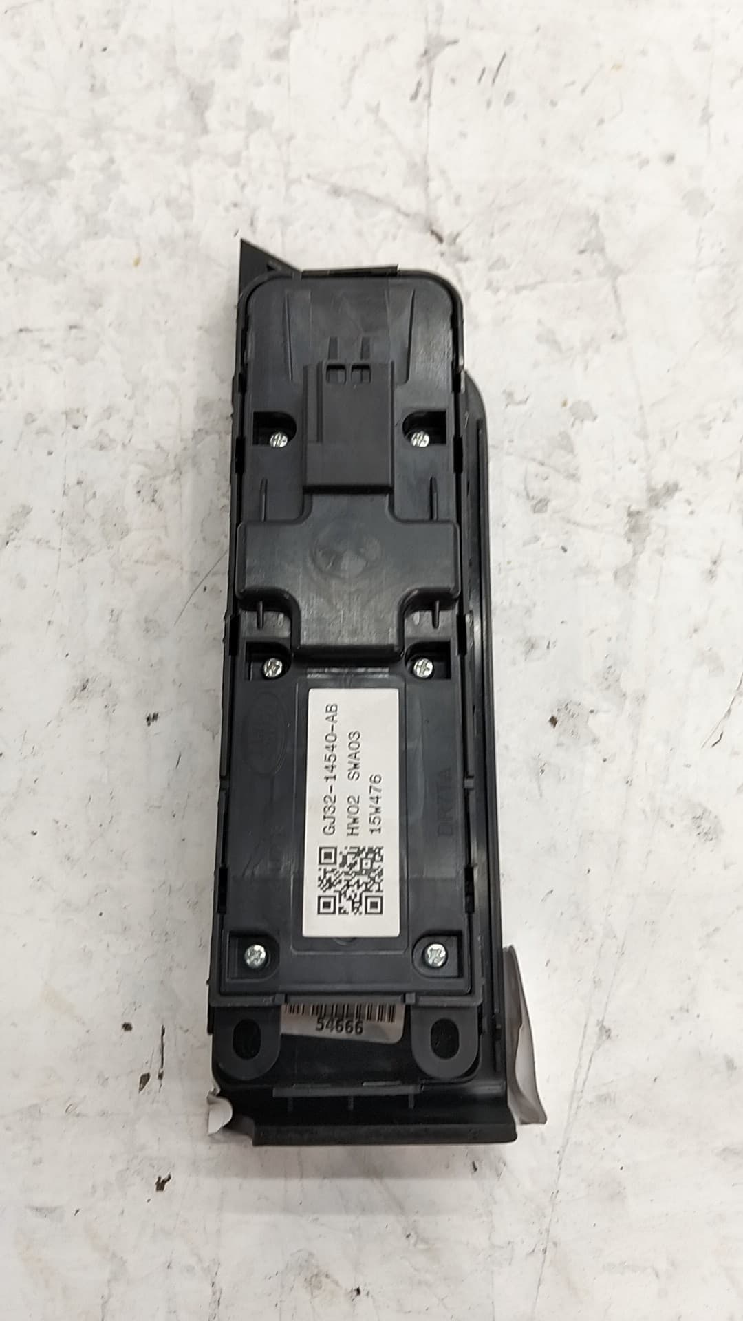 Mando elevalunas delantero izquierdo LAND ROVER RANGE ROVER EVOQUE 3