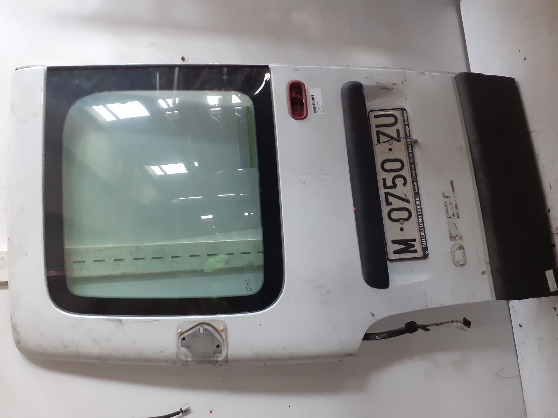 Porton trasero izquierdo OPEL MOVANO 2
