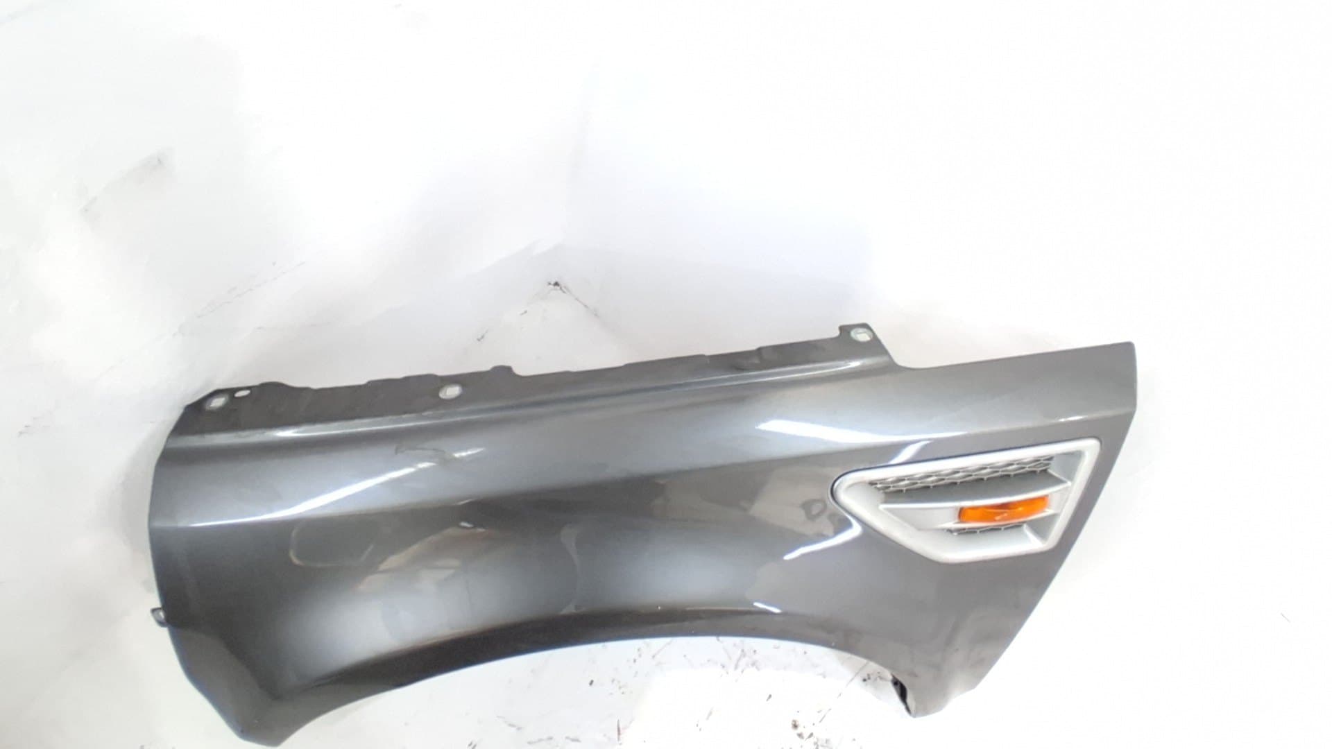 Aleta delantera izquierda LAND ROVER FREELANDER 3