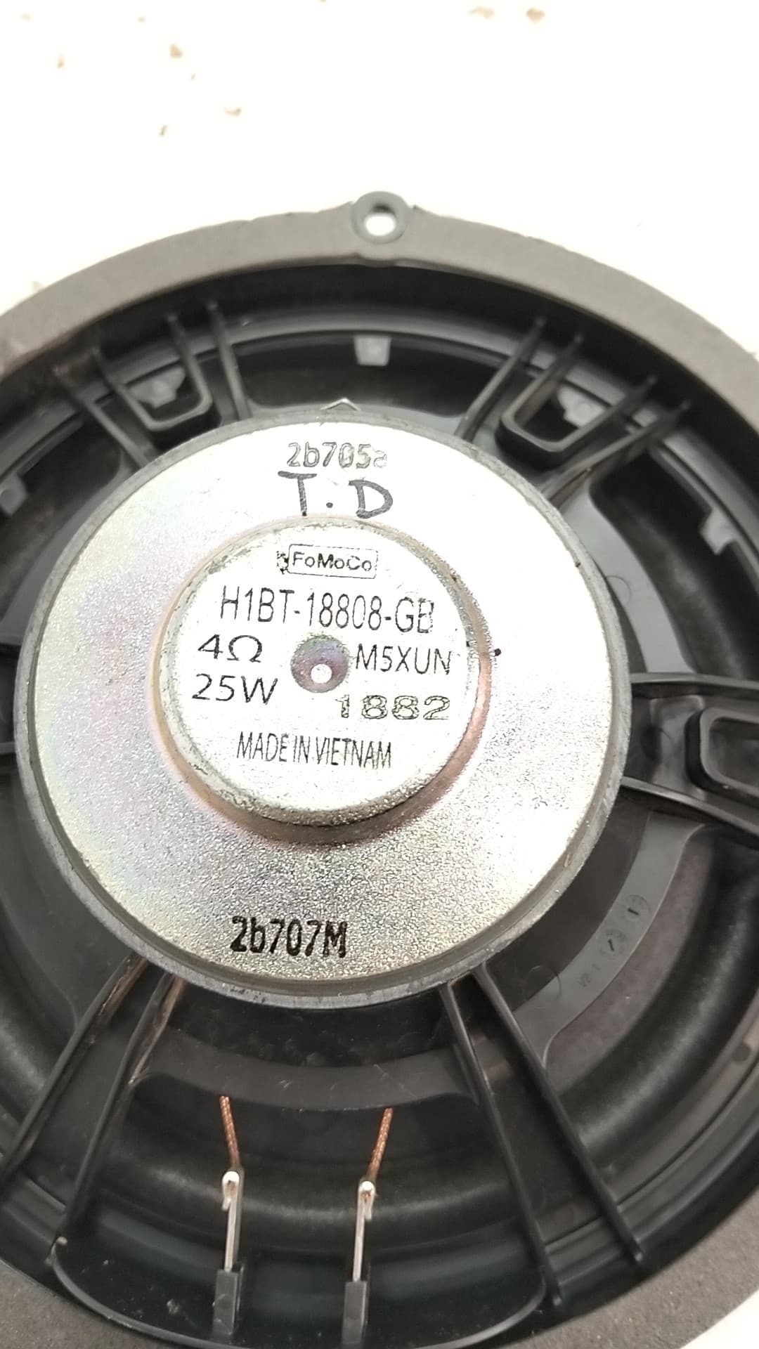 Altavoz FORD PUMA 3