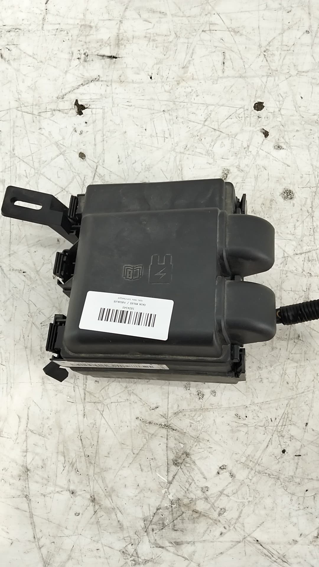 Caja reles / fusibles FORD PUMA 2