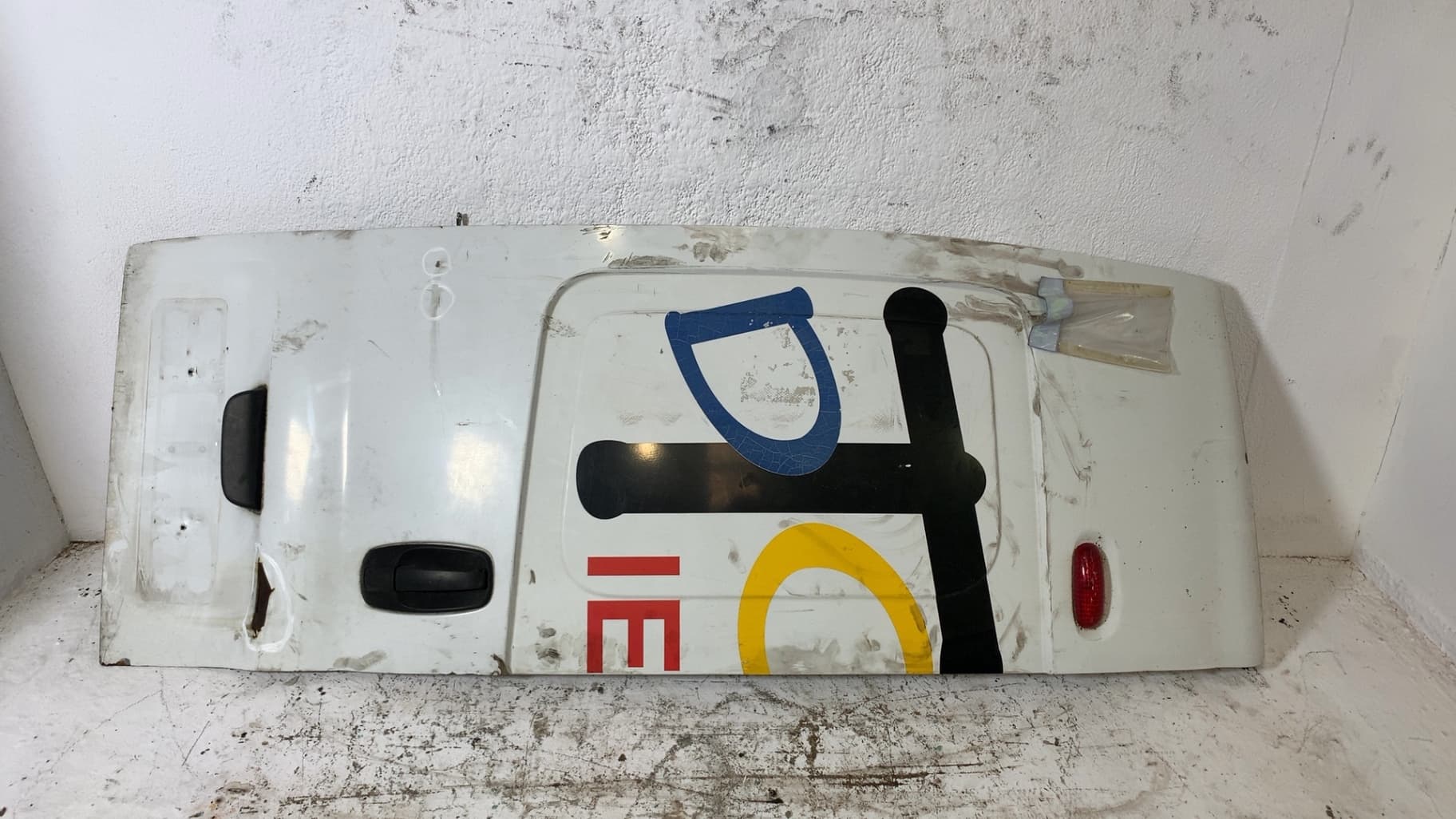 Porton trasero izquierdo RENAULT TRAFIC COMBI (AB 4.01)