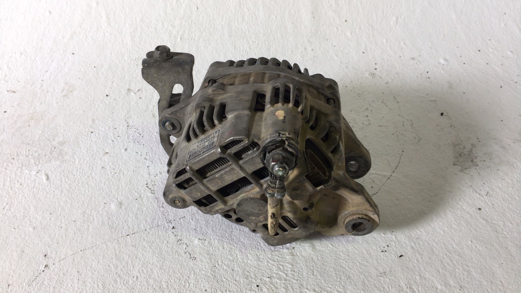 Alternador MITSUBISHI MONTERO (V80/V90) 2