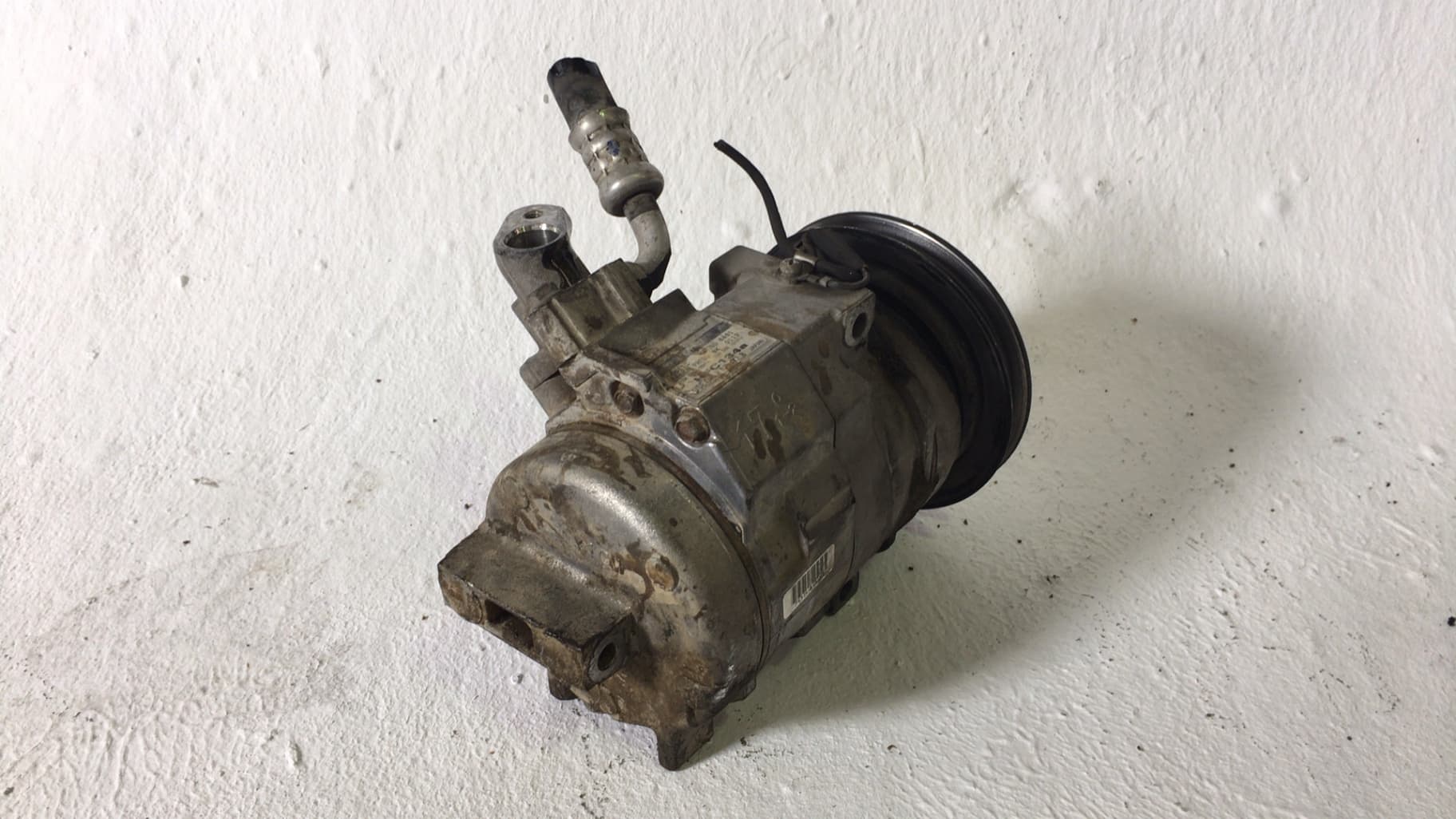 Recambio MITSUBISHI MONTERO (V80/V90) ref. 7813A084 2