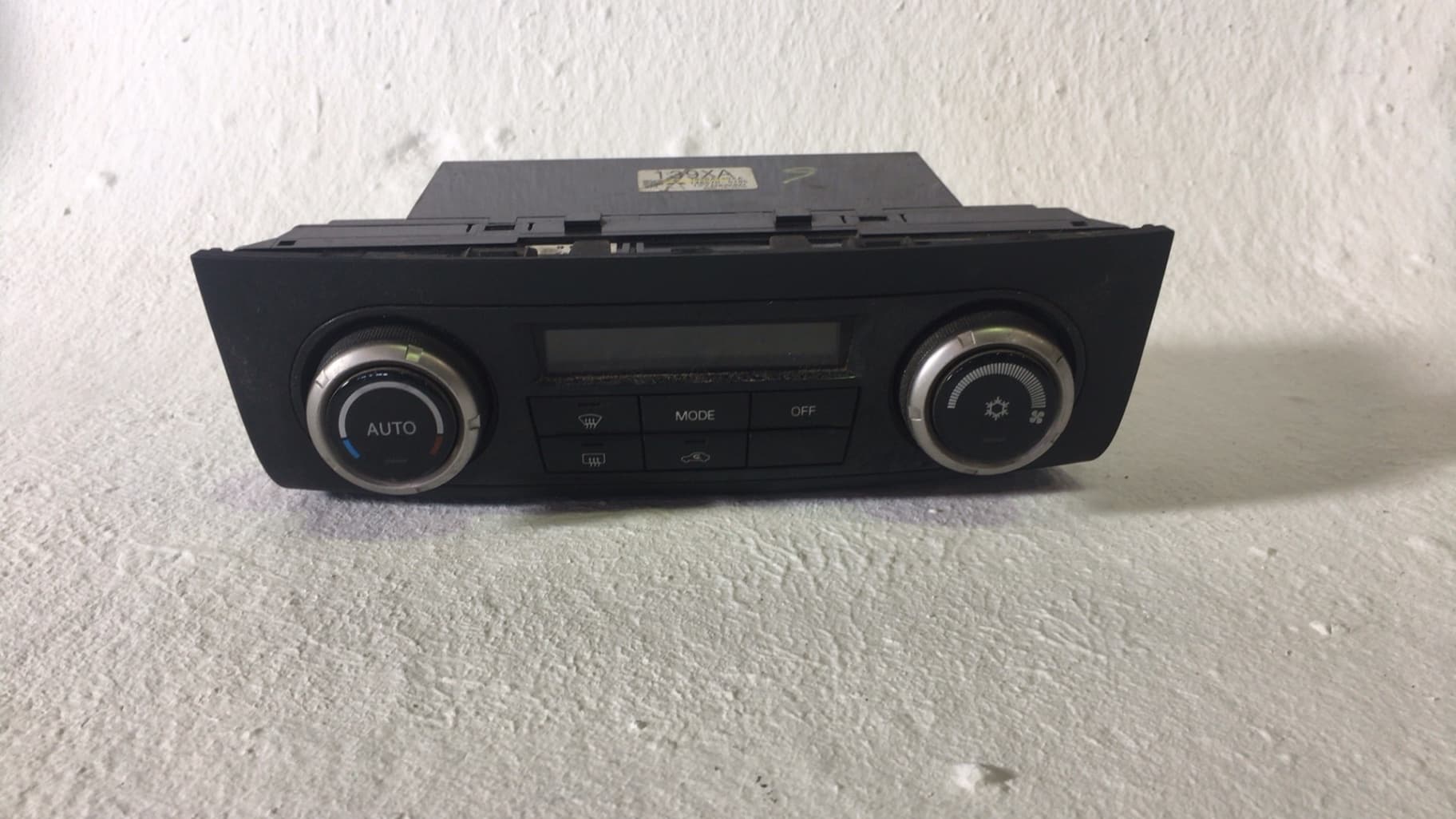 Mando climatizador MITSUBISHI MONTERO (V80/V90)