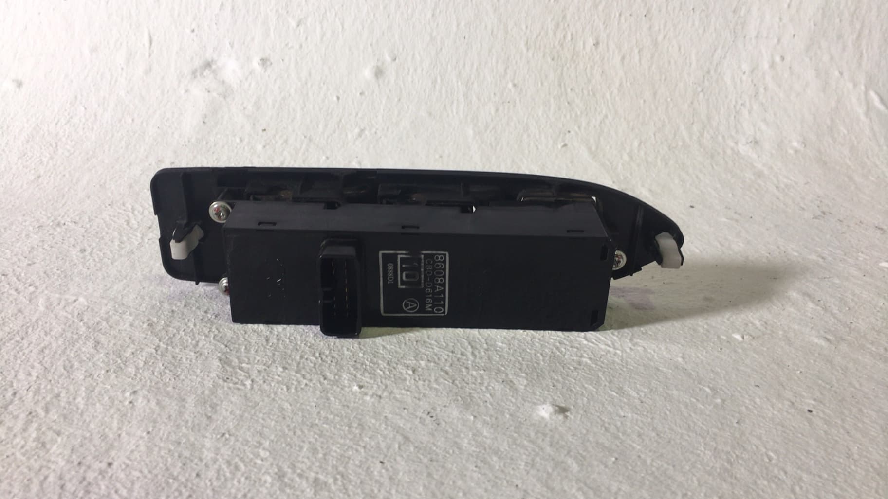 Mando elevalunas delantero izquierdo MITSUBISHI MONTERO (V80/V90) 2