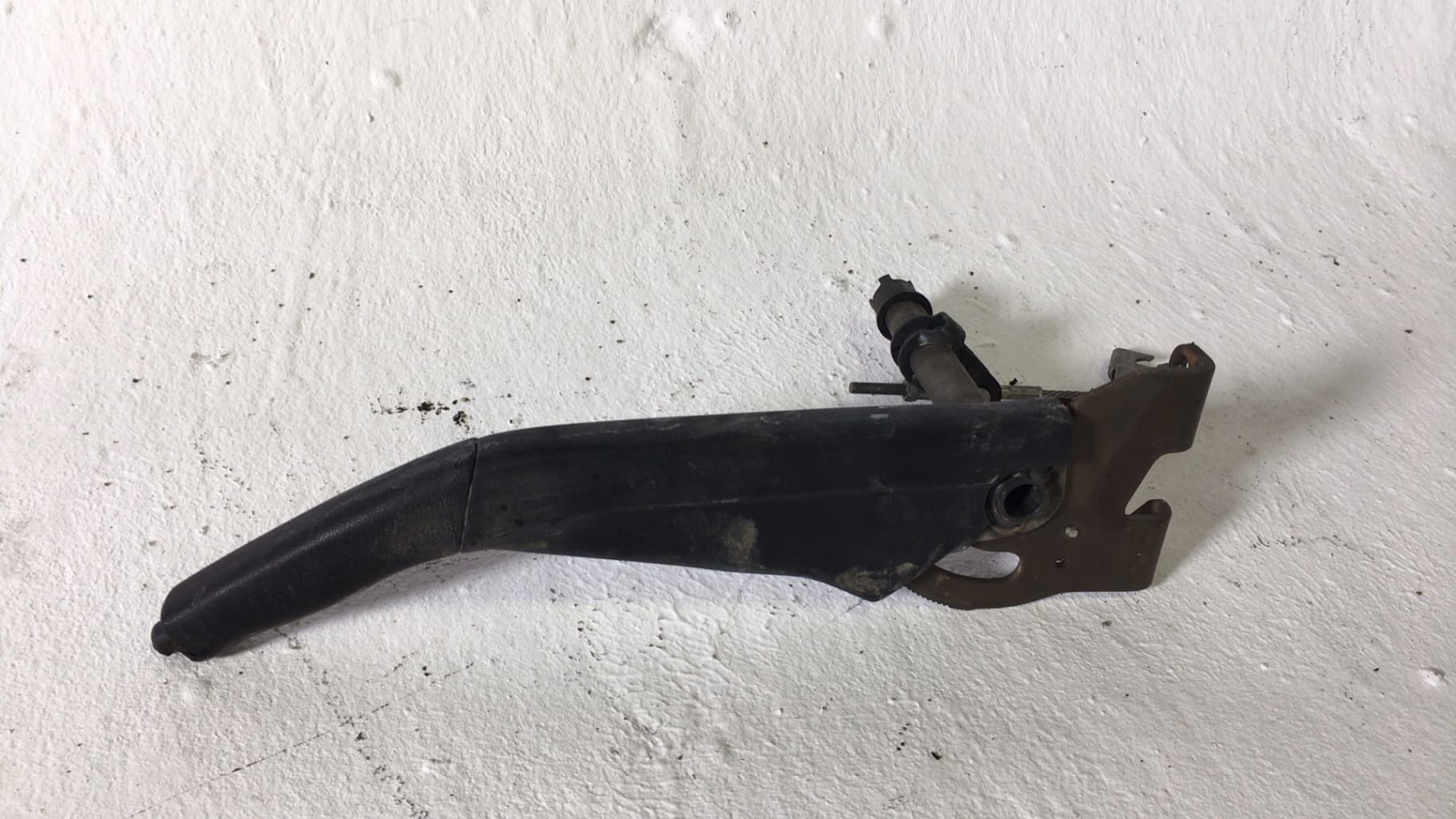 Palanca freno de mano MITSUBISHI MONTERO (V80/V90)