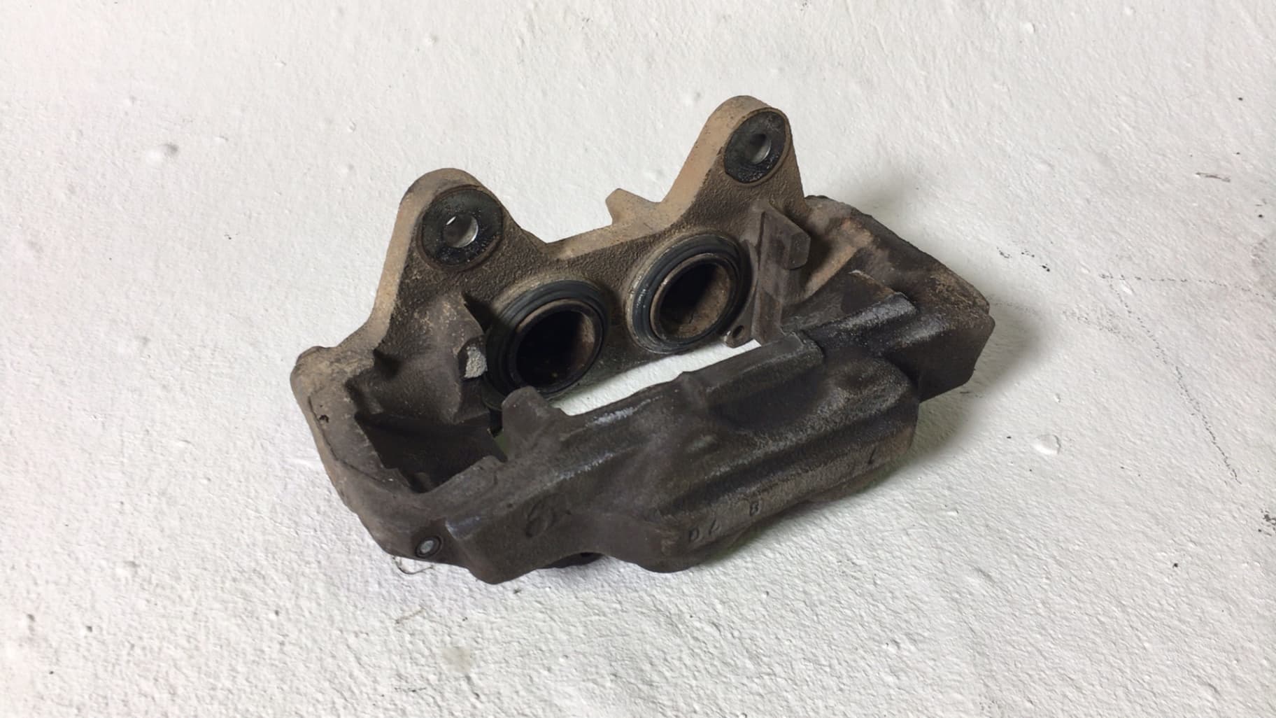 Recambio MITSUBISHI MONTERO (V80/V90) ref. 4605B706 2