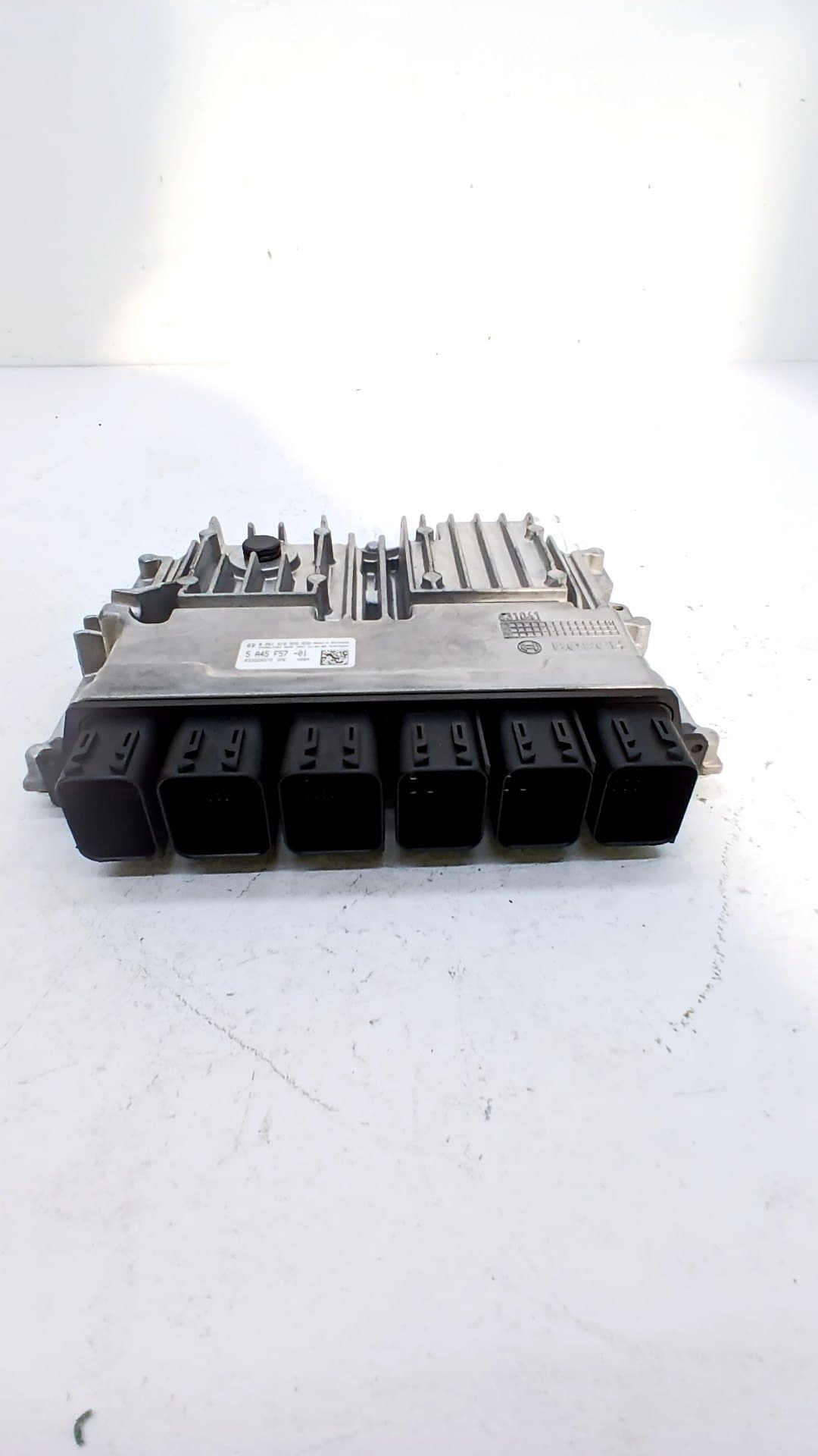 Centralita motor uce BMW SERIE 1 LIM