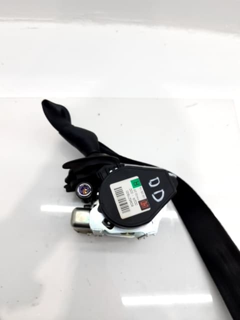 Cinturon seguridad delantero derecho VOLKSWAGEN GOLF V BERLINA (1K1) 3