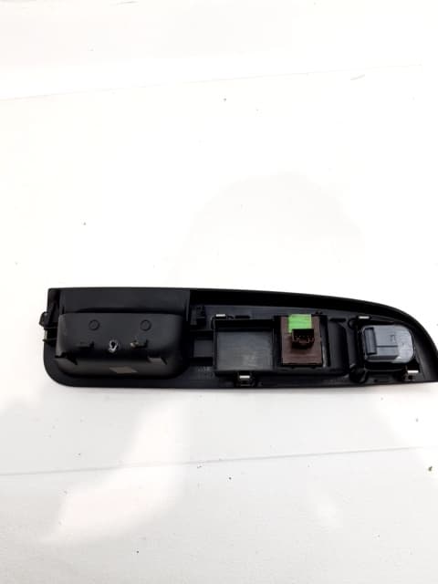Mando elevalunas delantero izquierdo VOLKSWAGEN GOLF V BERLINA (1K1) 3