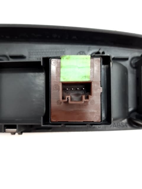 Mando elevalunas delantero izquierdo VOLKSWAGEN GOLF V BERLINA (1K1) 2