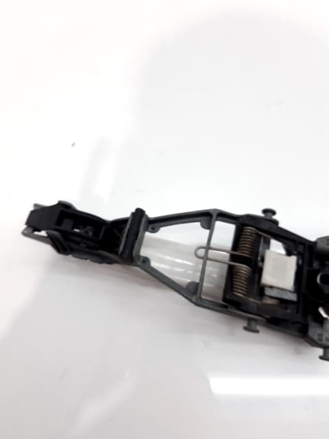 Maneta exterior delantera derecha VOLKSWAGEN GOLF V BERLINA (1K1) 2