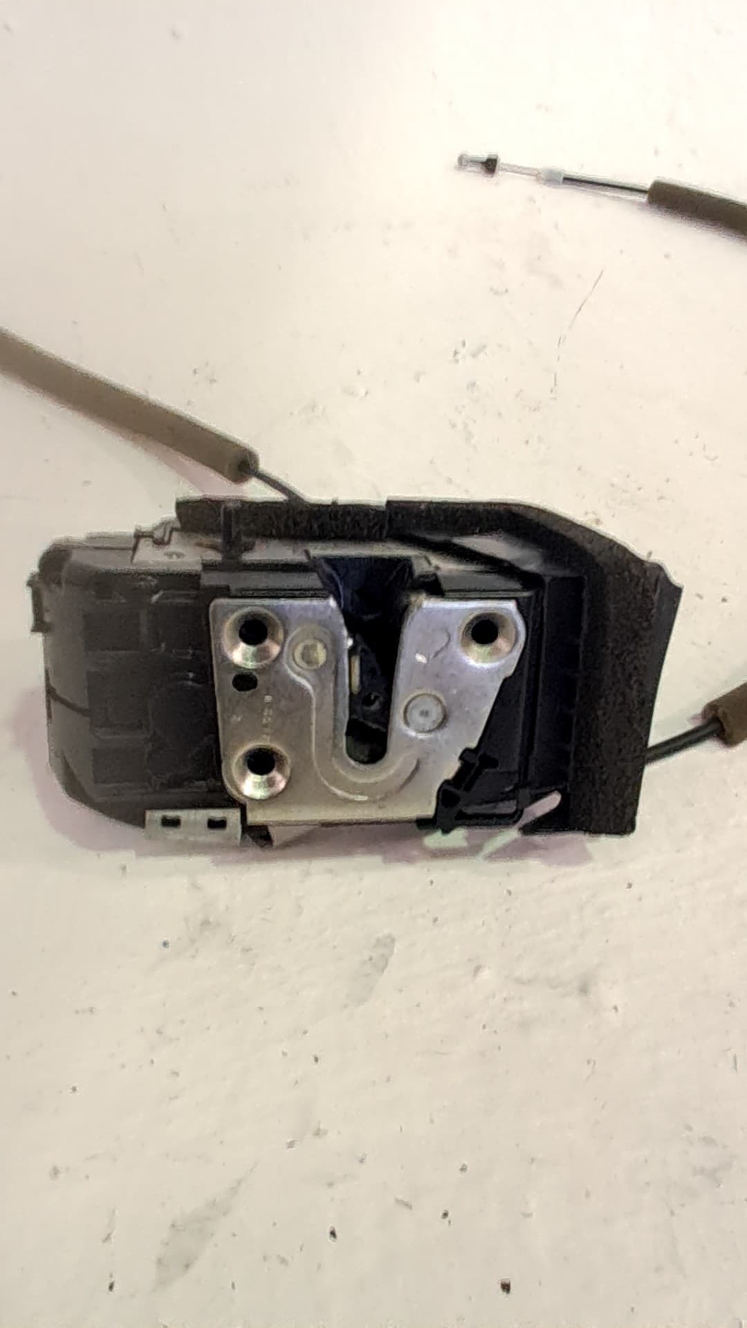 Cerradura puerta trasera derecha RENAULT KADJAR