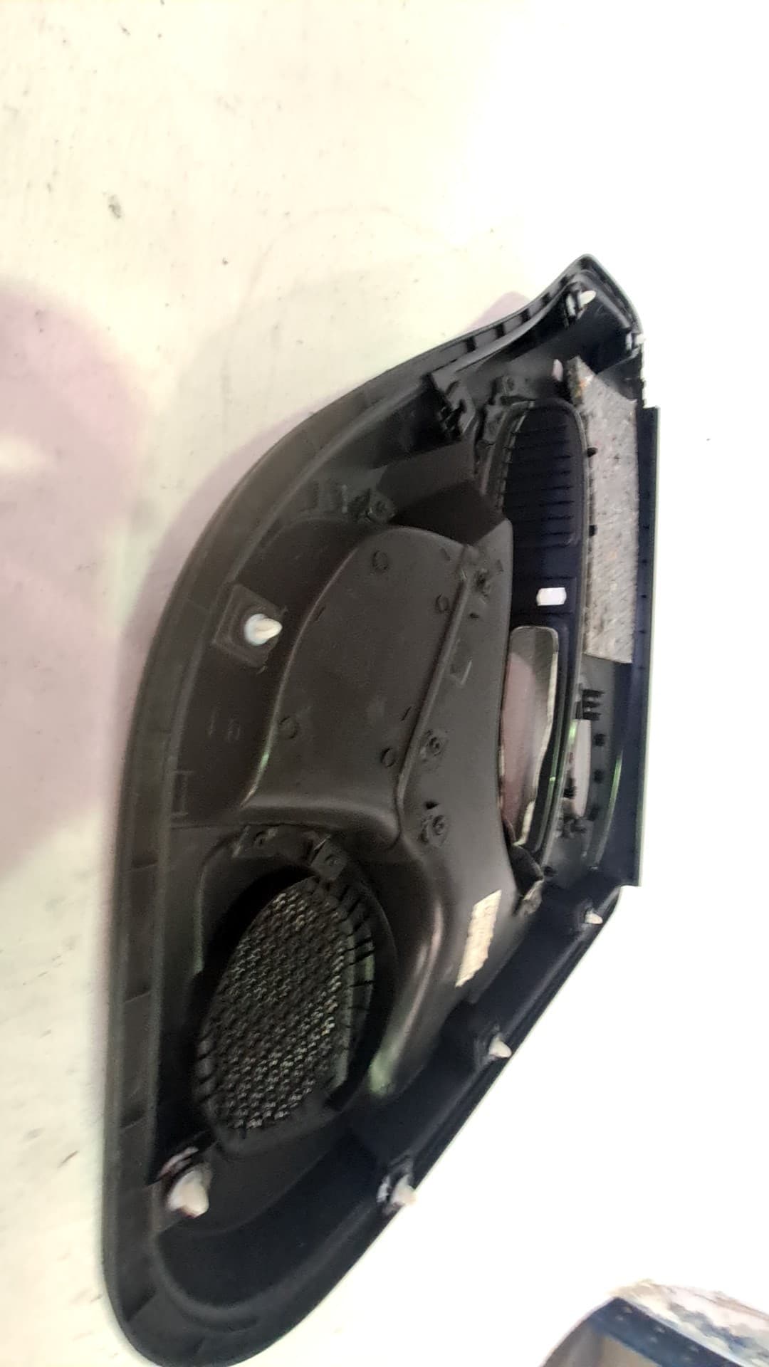 Guarnecido puerta trasera derecha RENAULT KADJAR 2