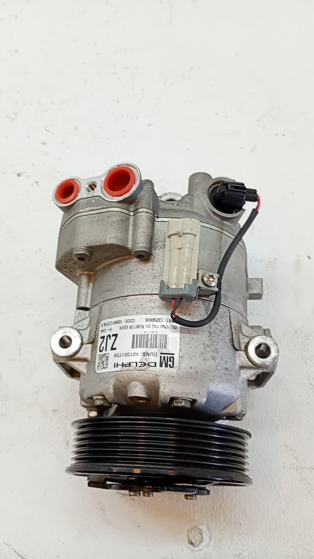 Recambio OPEL ASTRA J LIM ref. 95516236