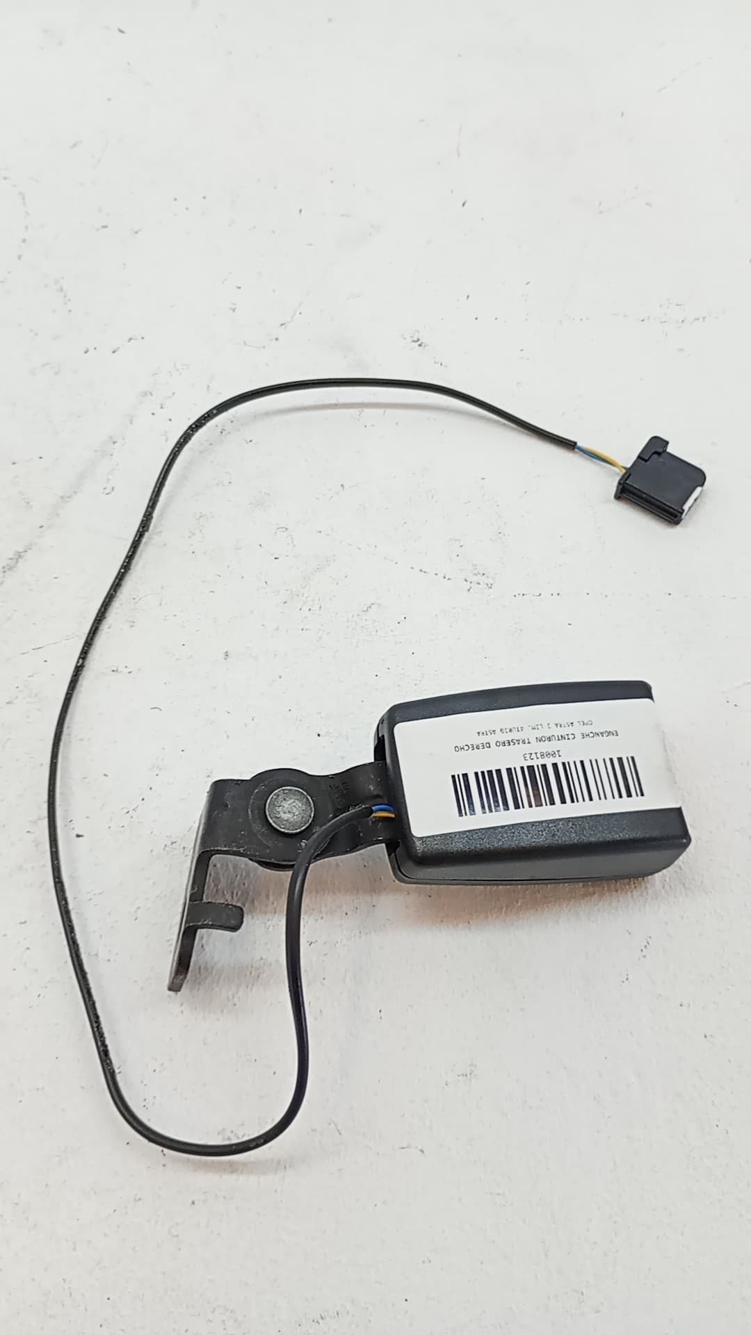 Enganche cinturon trasero derecho OPEL ASTRA J LIM
