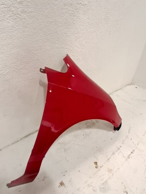 Aleta delantera derecha HONDA JAZZ (GK) 2