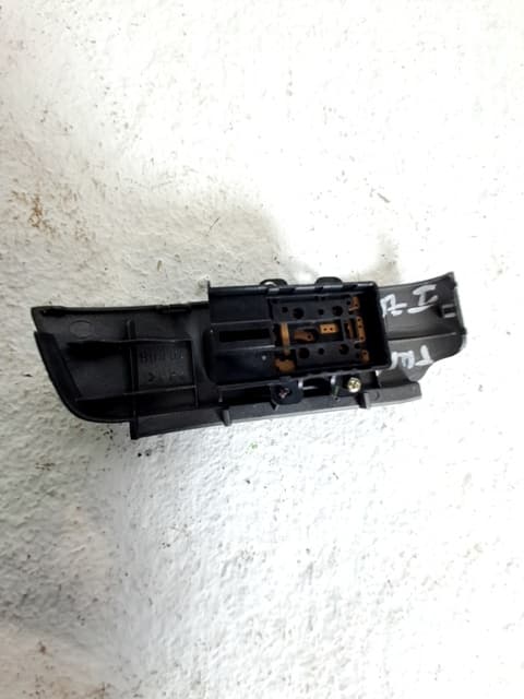 Mando elevalunas trasero izquierdo HONDA JAZZ (GK) 2