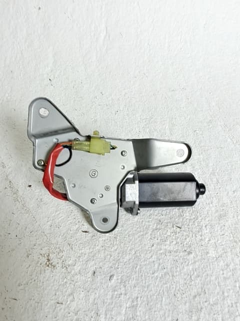 Motor limpia trasero HONDA JAZZ (GK)