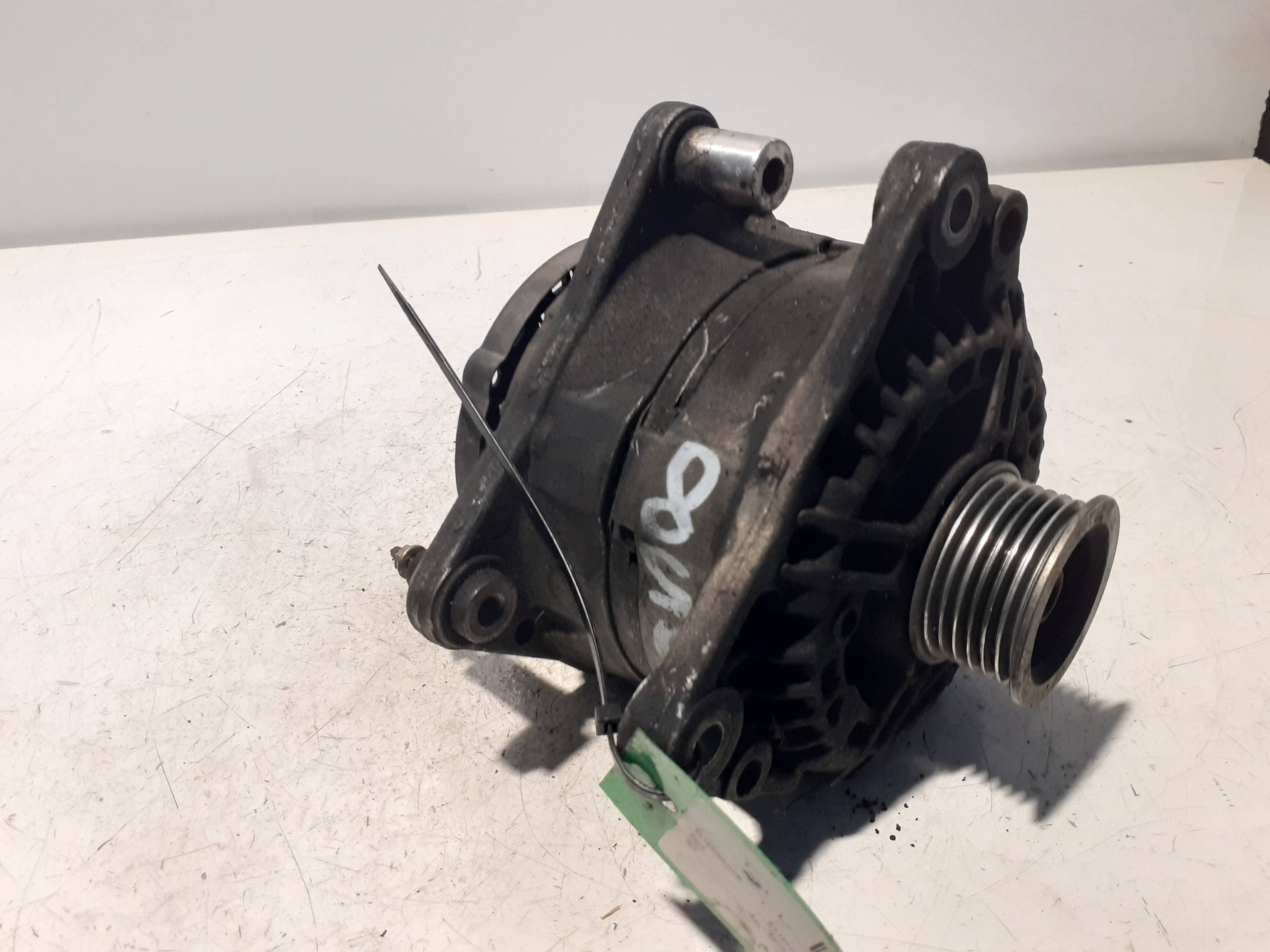 Alternador AUDI A3 (8L) 4