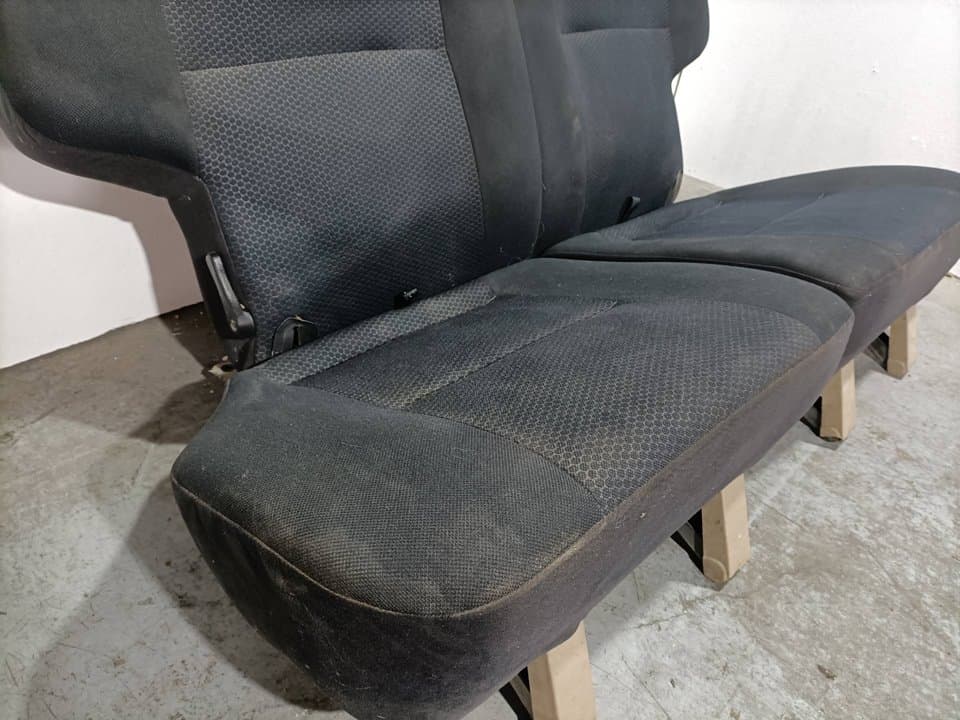 Cerradura asientos traseros NISSAN TERRANO/TERRANO.II (R20) 4