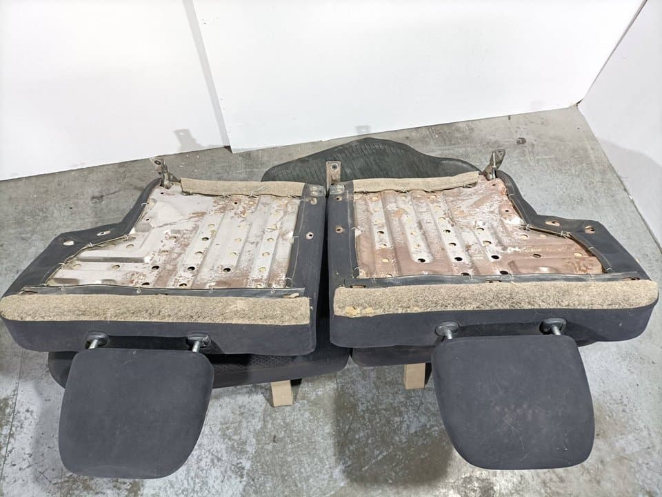 Cerradura asientos traseros NISSAN TERRANO/TERRANO.II (R20) 2