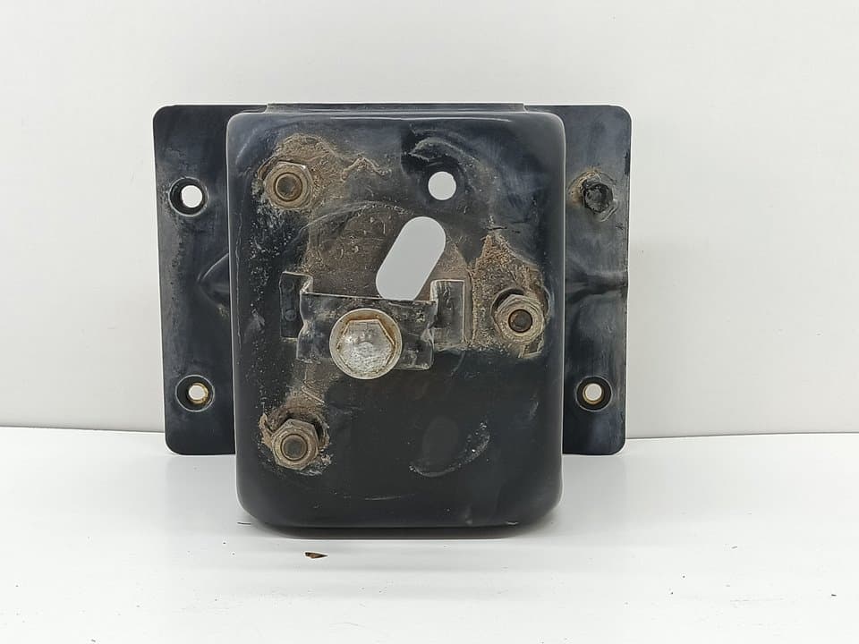 Soporte rueda repuesto NISSAN TERRANO/TERRANO.II (R20) 4