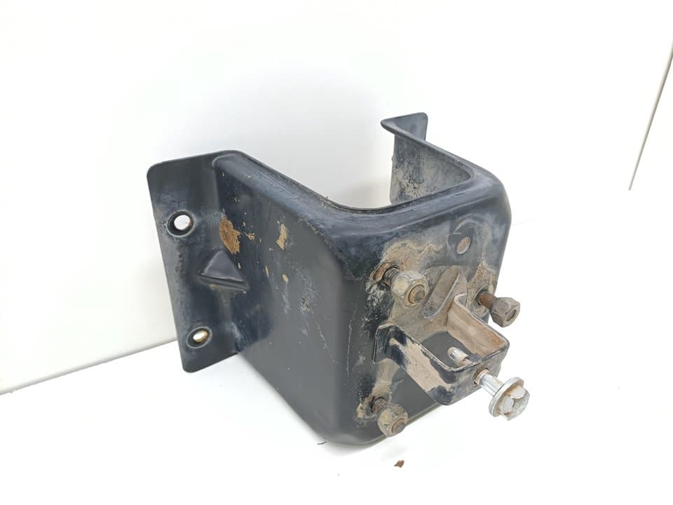 Soporte rueda repuesto NISSAN TERRANO/TERRANO.II (R20) 3