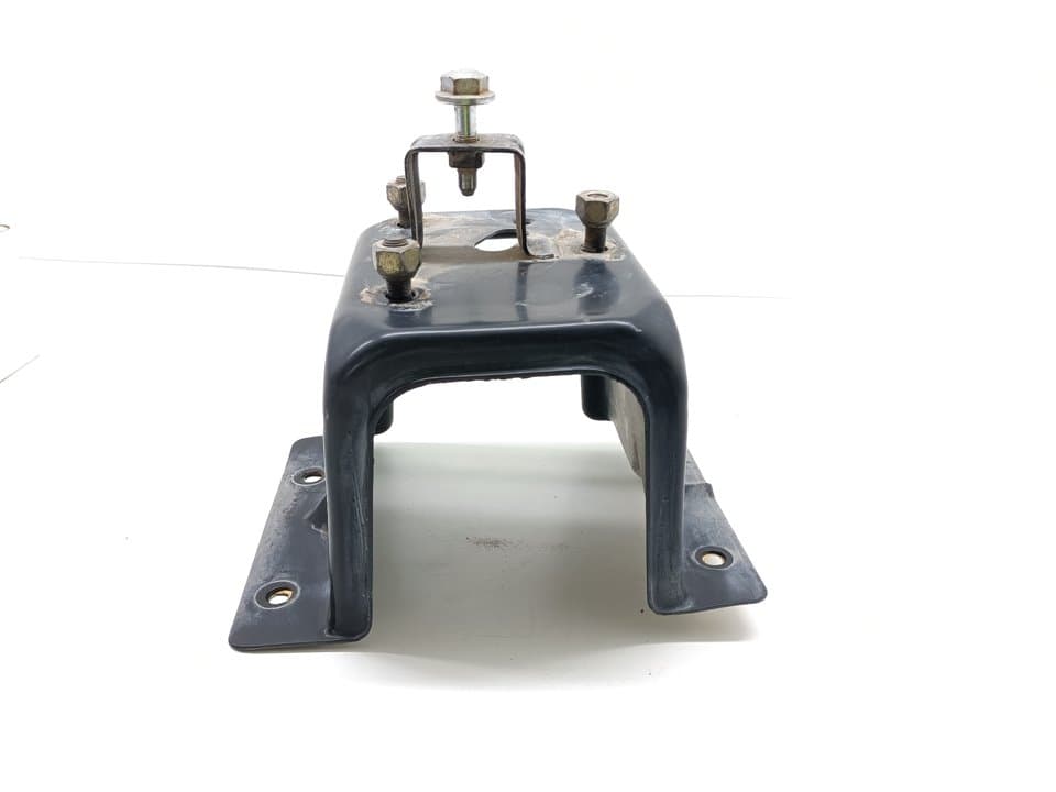 Soporte rueda repuesto NISSAN TERRANO/TERRANO.II (R20)