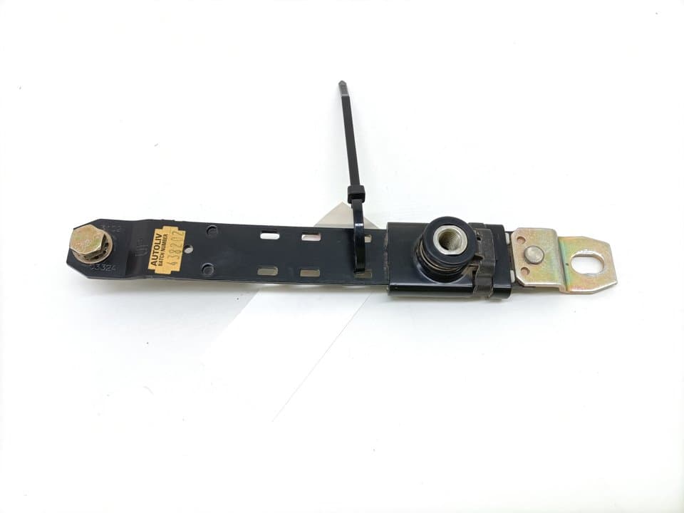 Cinturon seguridad delantero derecho NISSAN TERRANO/TERRANO.II (R20)
