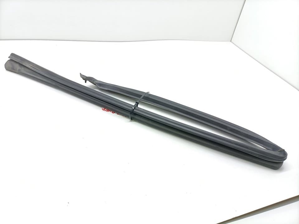 Gomas contorno puerta NISSAN TERRANO/TERRANO.II (R20) 3