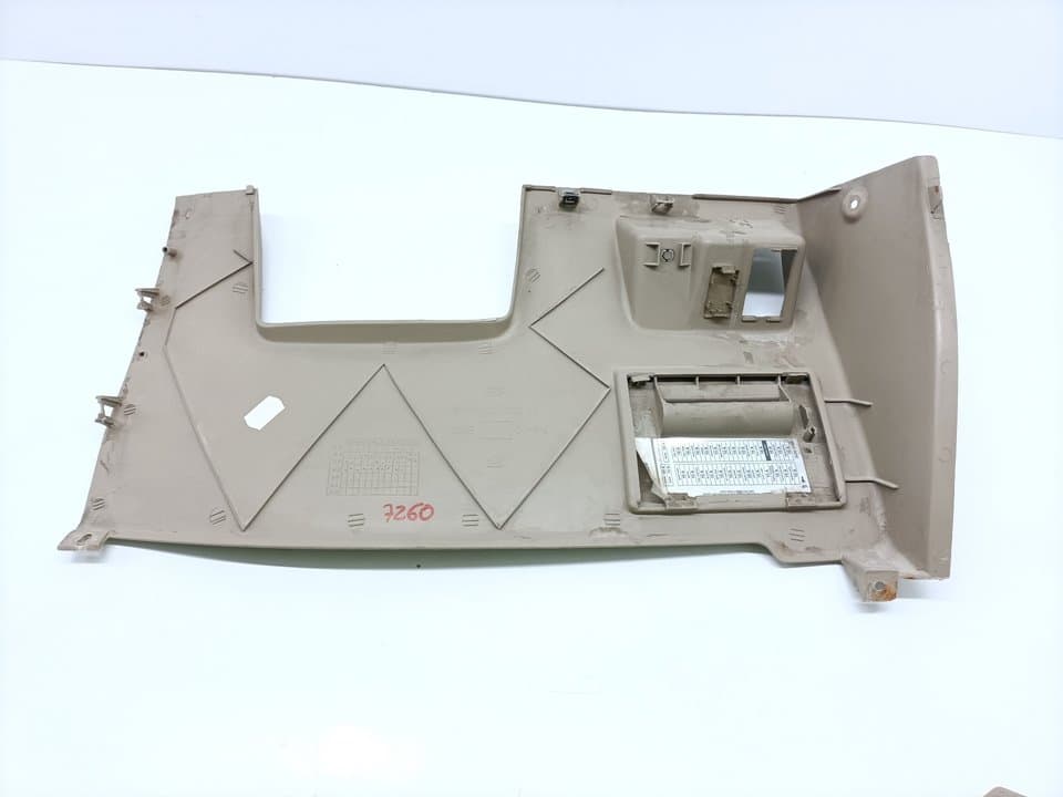 Recambio NISSAN TERRANO/TERRANO.II (R20) ref. 681060F000 4