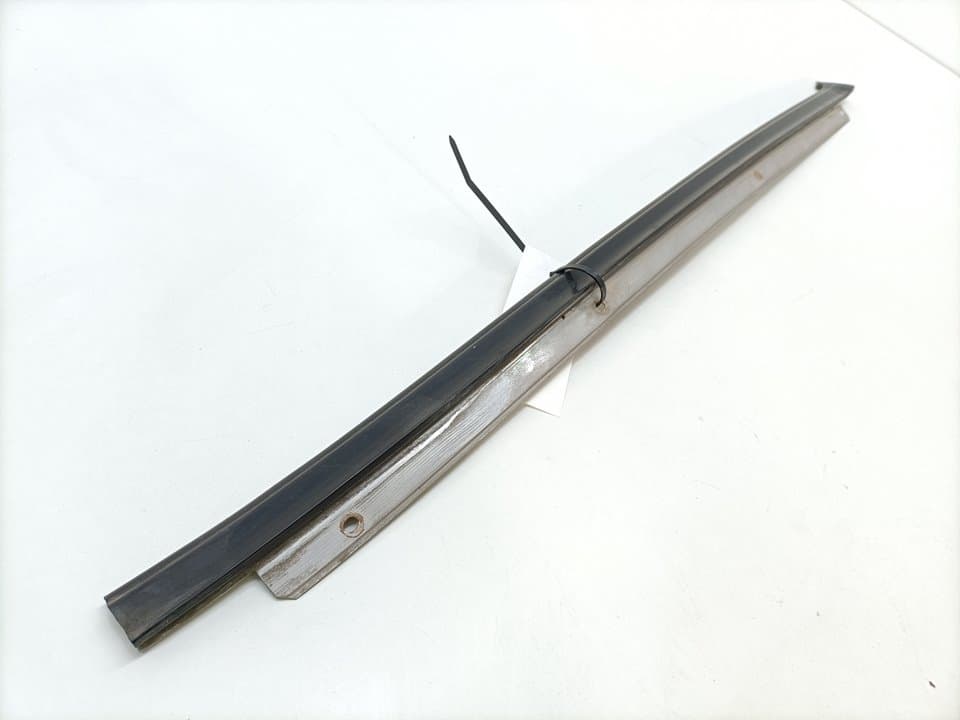 Plastico NISSAN TERRANO/TERRANO.II (R20) 5