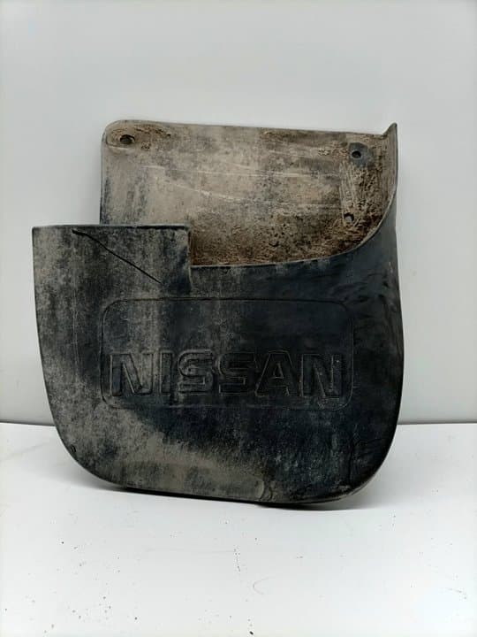 Faldon trasero NISSAN TERRANO/TERRANO.II (R20)